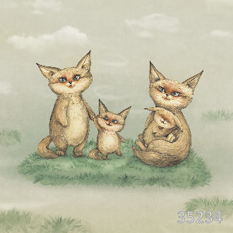 Веселая семья лисят